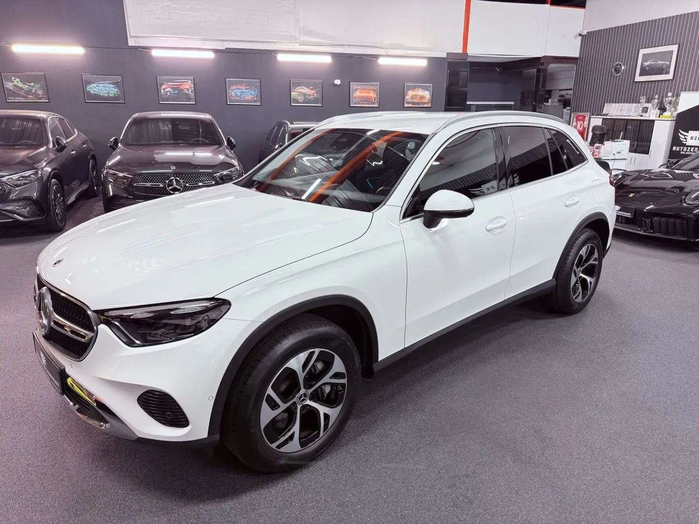 GLC 300 e 4M Avantgarde MBUX/DIGITAL/DISTR/KAMER