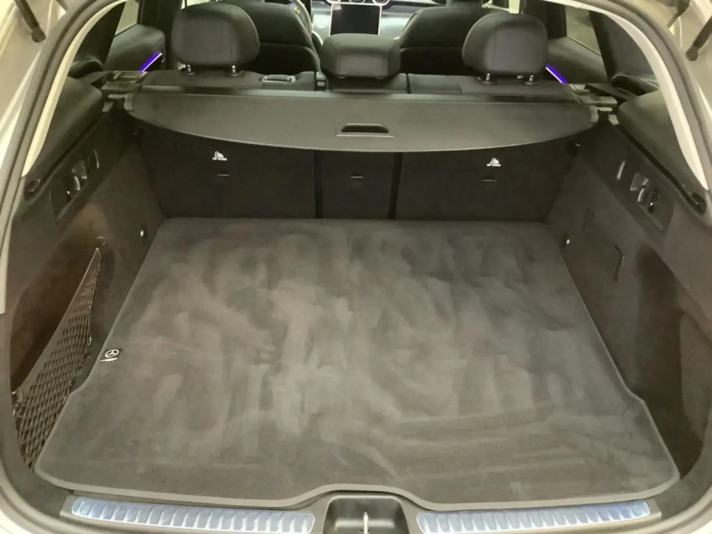 GLC 220 d 4M Avantgarde/LED/Panorama-SD/360°K/