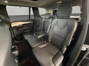 Volvo XC90 B5 AWD Plus-Bright 7S