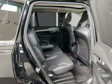 Volvo XC90 B5 AWD Plus-Bright 7S