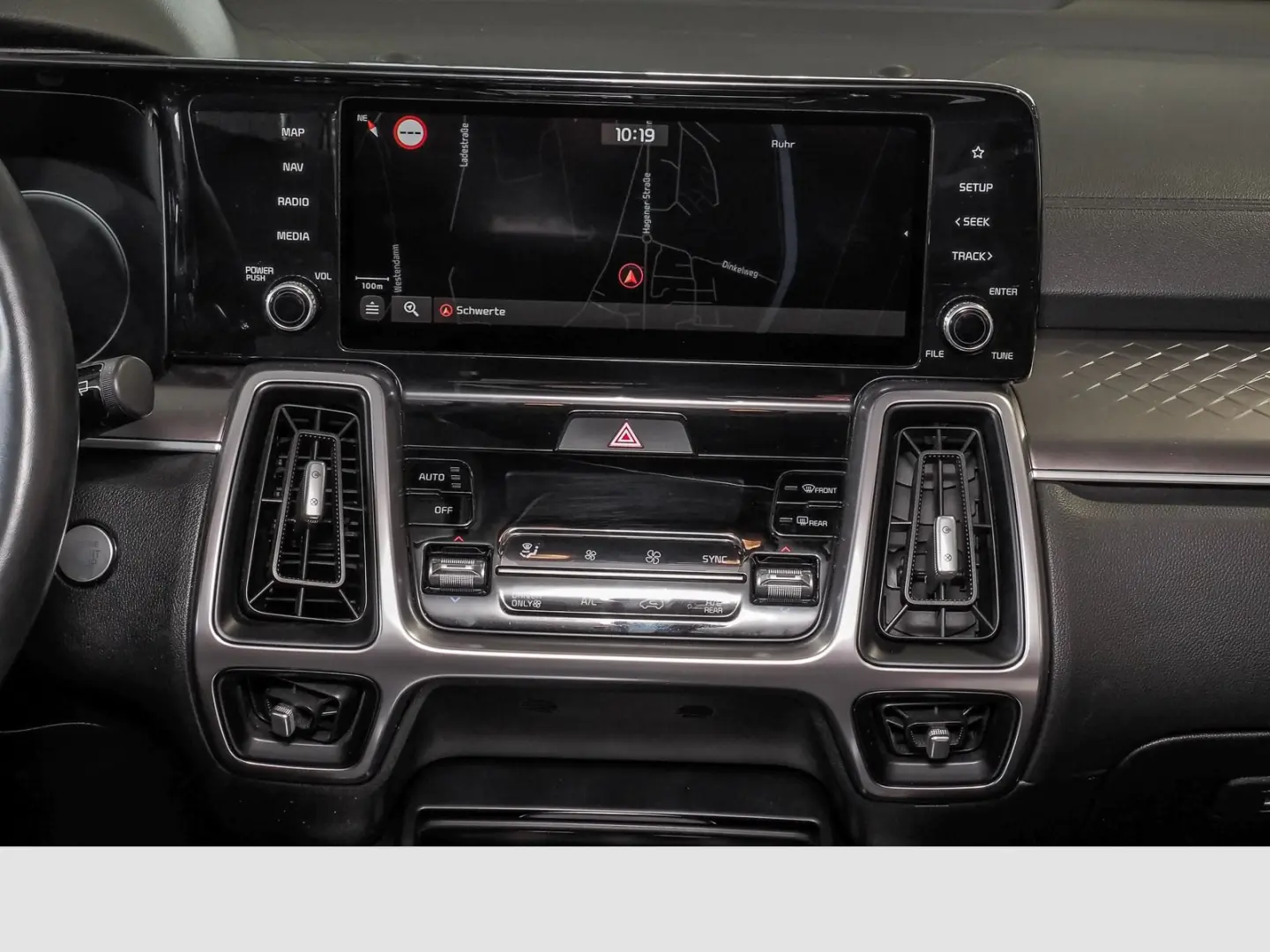 SORENTO 1.6 T-GDI PLATINUM 4WD PHEV-Navi DAB LED