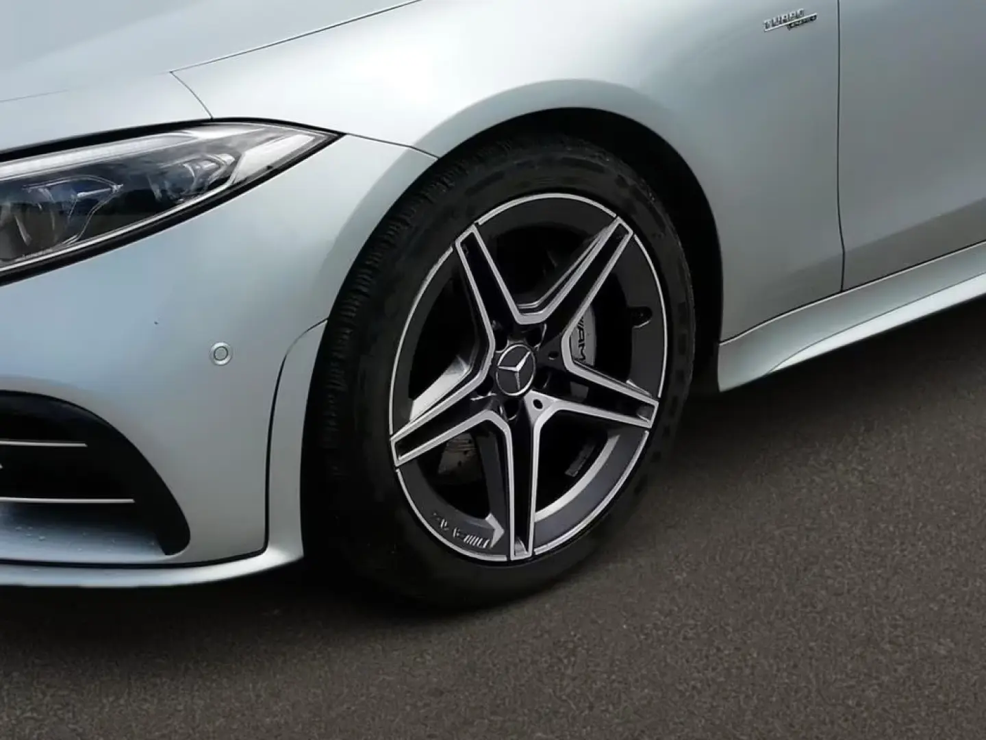 Mercedes-Benz CLS 53 AMG Climat scaun 4M+*360°*AHK*MBUX