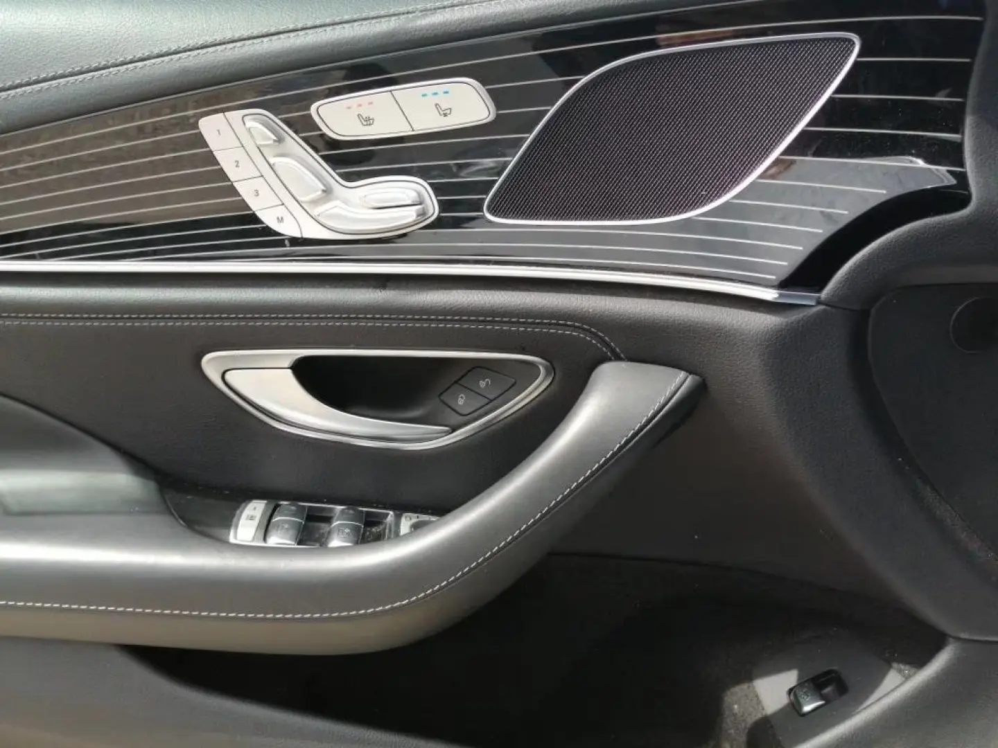 Mercedes-Benz CLS 53 AMG Climat scaun 4M+*360°*AHK*MBUX