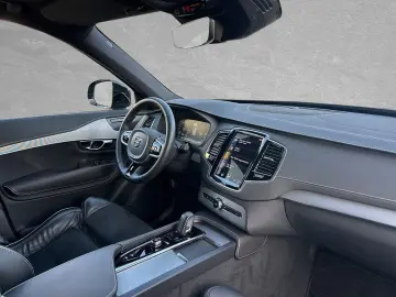 Volvo XC90 T8 Recharge R-Design+360 °