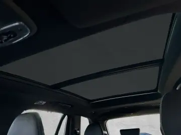 Volvo XC90 T8 Recharge R-Design+360 °
