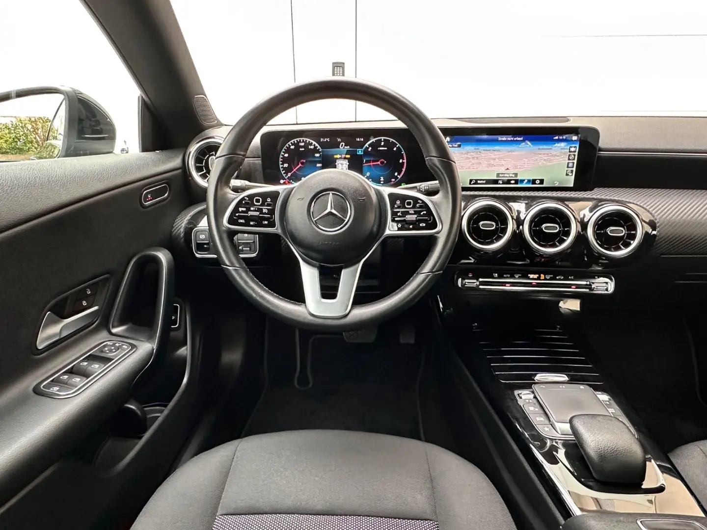 CLA 200 d*82Tkm*MBUX*LED*Navi*Camera*1.Hand*