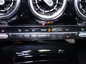 CLA 200 2.0 d Progressive 8G DCT*LED*Kamera*Navi