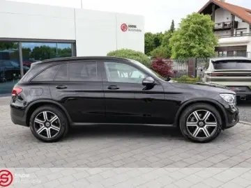 GLC 200 4Matic NightPaket-Kamera-el.AHK-LEDNAVI-