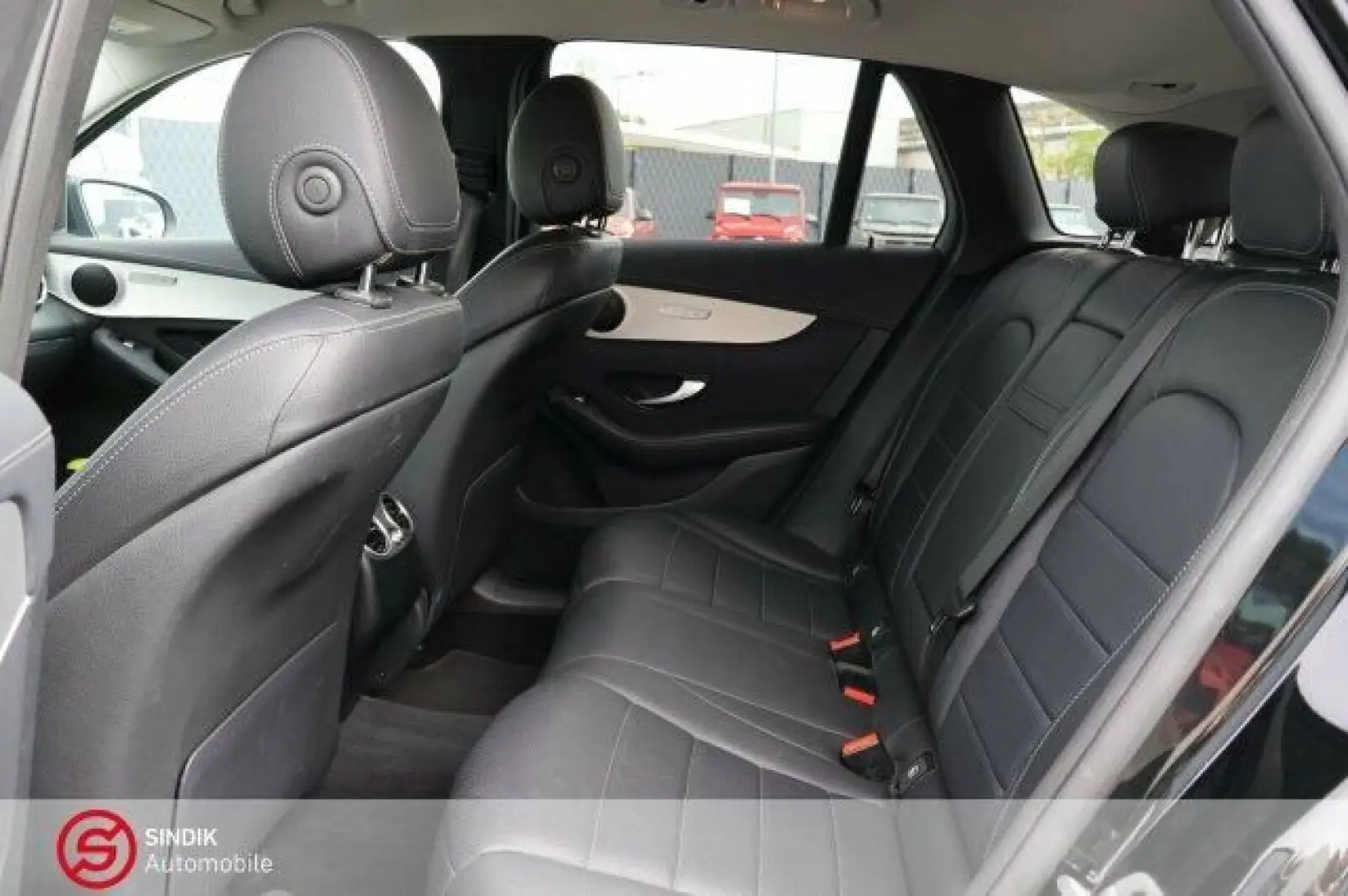 GLC 200 4Matic NightPaket-Kamera-el.AHK-LEDNAVI-