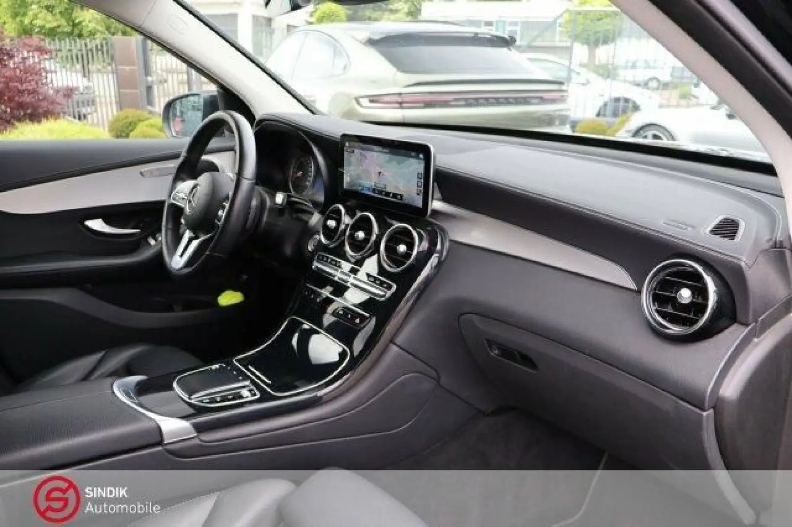 GLC 200 4Matic NightPaket-Kamera-el.AHK-LEDNAVI-