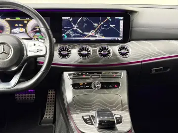 Mercedes-Benz CLS 450 4M AMG/Aerisire scaun/LED/ACC/20
