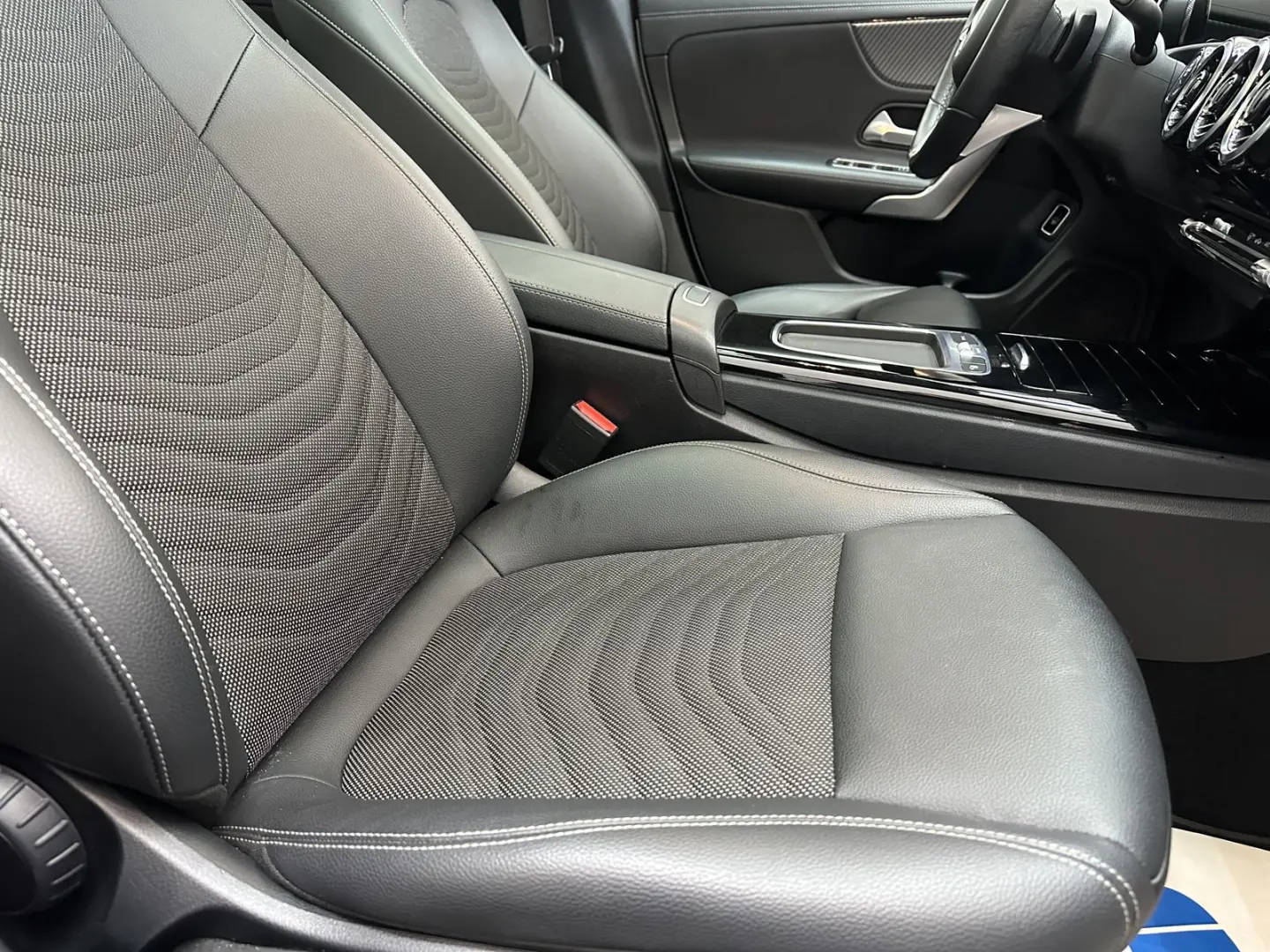 CLA 180 d 