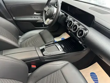 CLA 180 d 