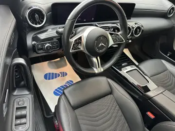 CLA 180 d 