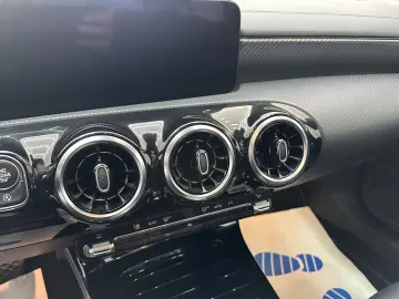 CLA 180 d 
