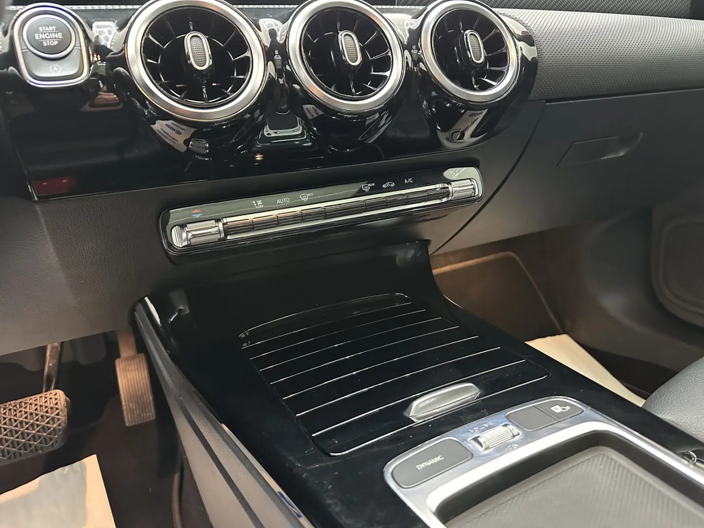 CLA 180 d 