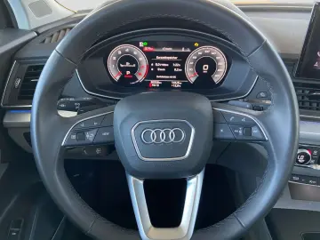 Q5 45TFSI qua S-Trc Virtual B&O LED Navi Sitzh
