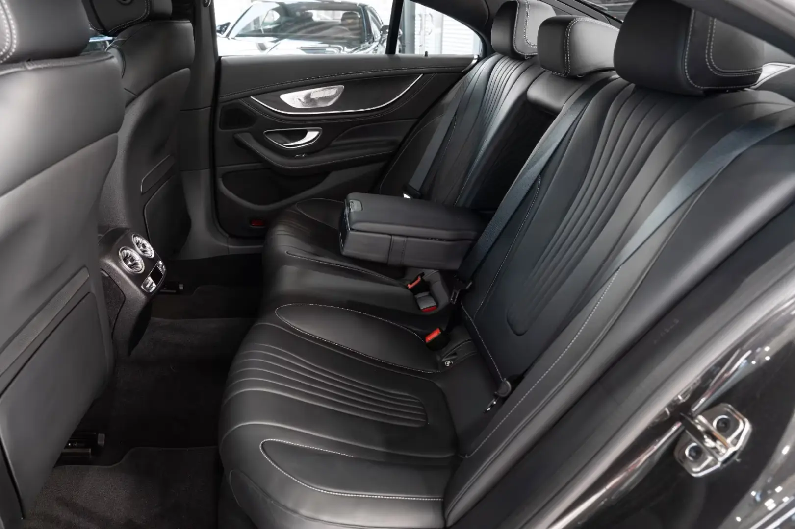 Mercedes-Benz CLS 450 4M *AMG-LINE*AIRMATIC*MASSAG