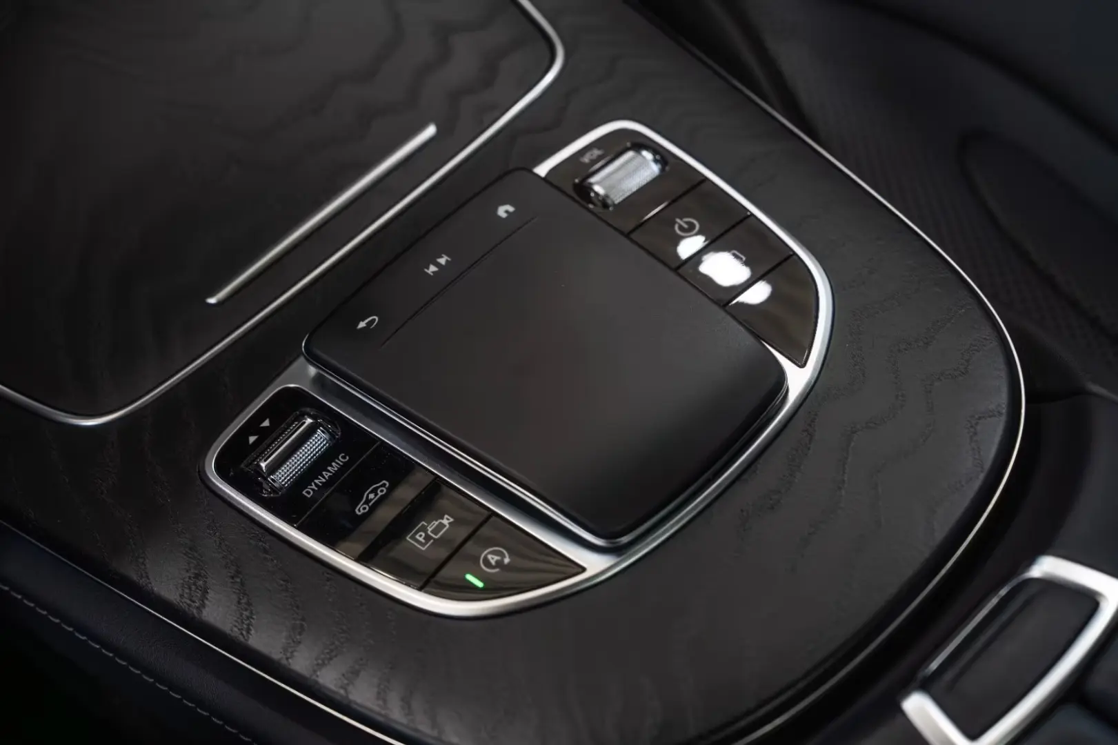 Mercedes-Benz CLS 450 4M *AMG-LINE*AIRMATIC*MASSAG