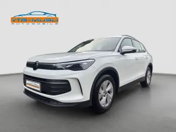 Tiguan 2.0 TDI 150 PS DSG Navi Neues Modell