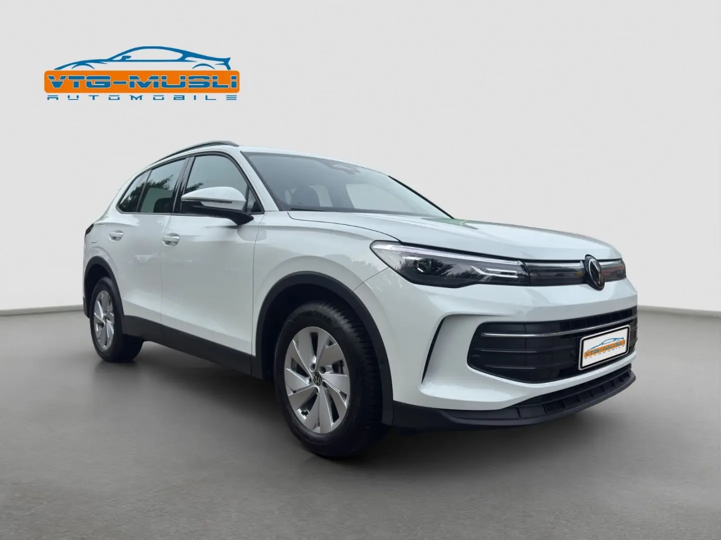Tiguan 2.0 TDI*150 PS*DSG*Navi*Neues Modell*