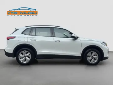 Tiguan 2.0 TDI*150 PS*DSG*Navi*Neues Modell*