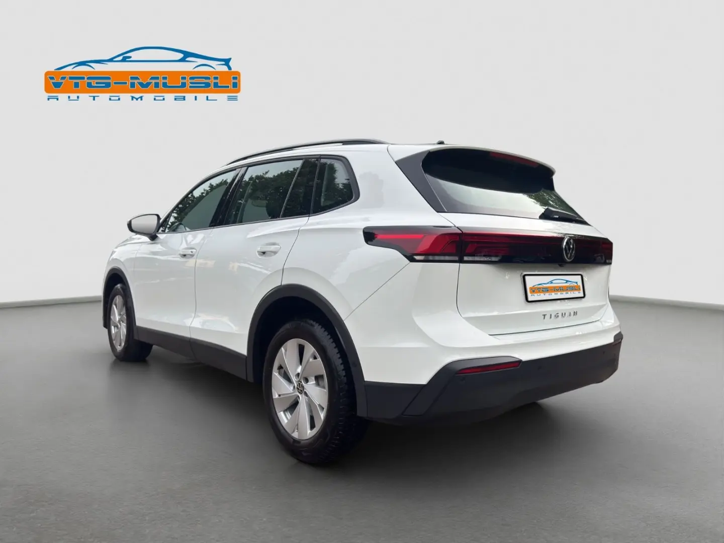 Tiguan 2.0 TDI*150 PS*DSG*Navi*Neues Modell*