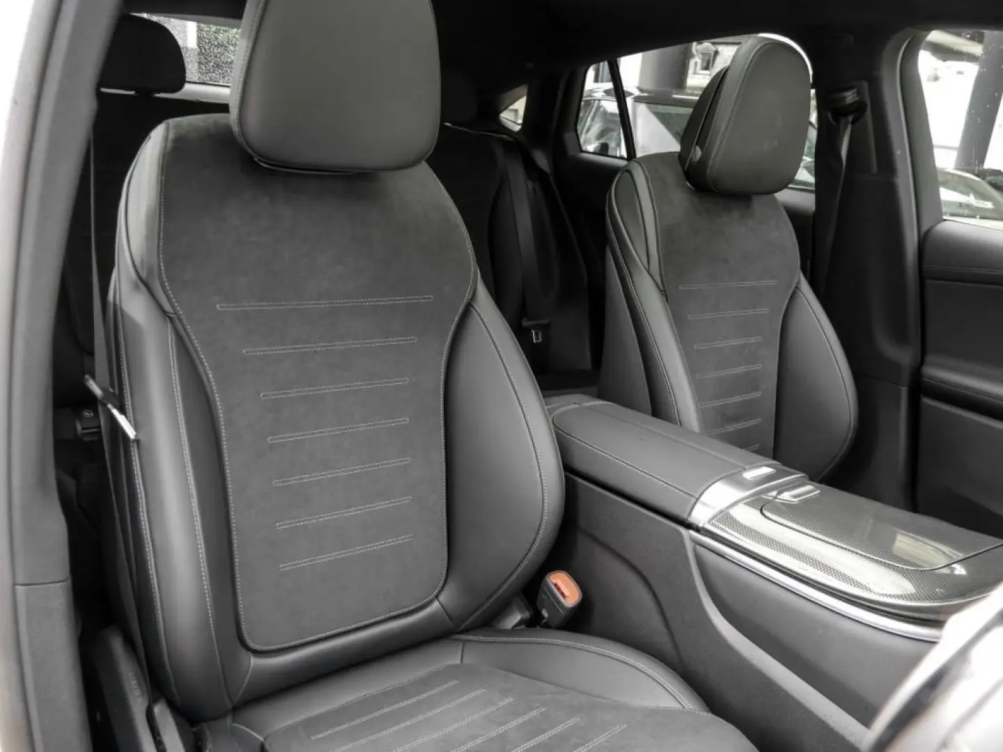 GLC 200 4M Coupé AMG-Sport/360/Pano/AHK/Night/19