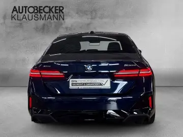 530 e xDrive M SPORT 20''LC PROF AHK PANORAMA SI