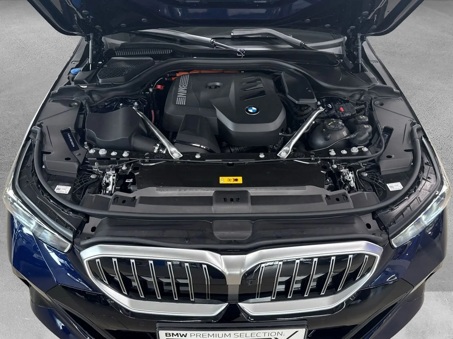 530 e xDrive M SPORT 20''LC PROF AHK PANORAMA SI