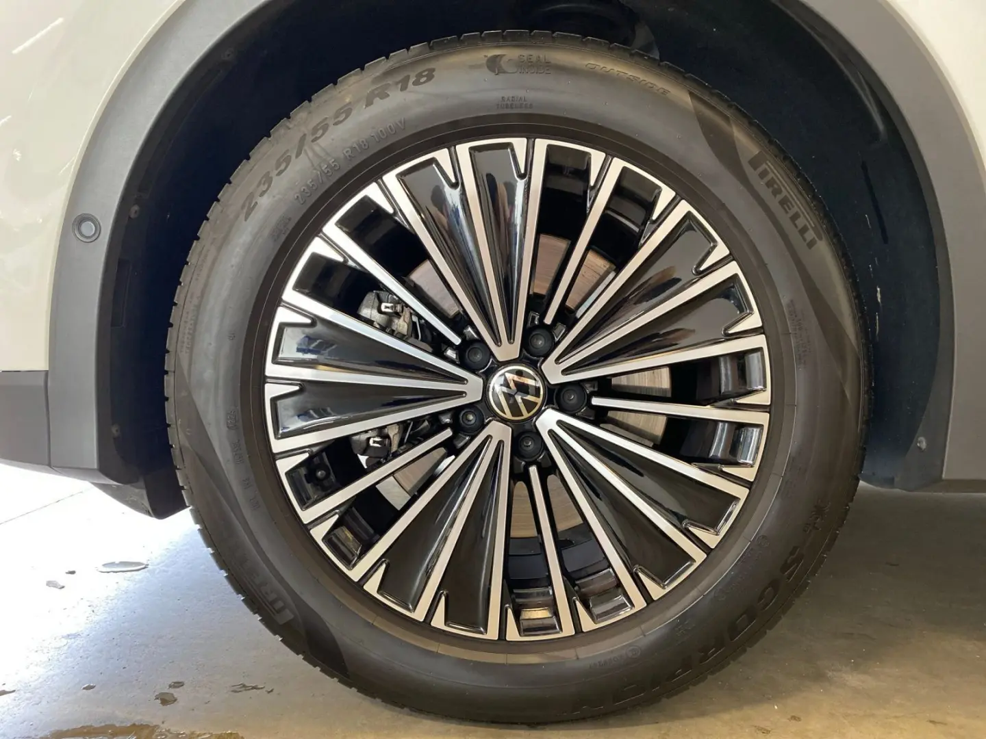 Tiguan 2.0 TDI  Life *ACC*DSG*App*Navi*360°
