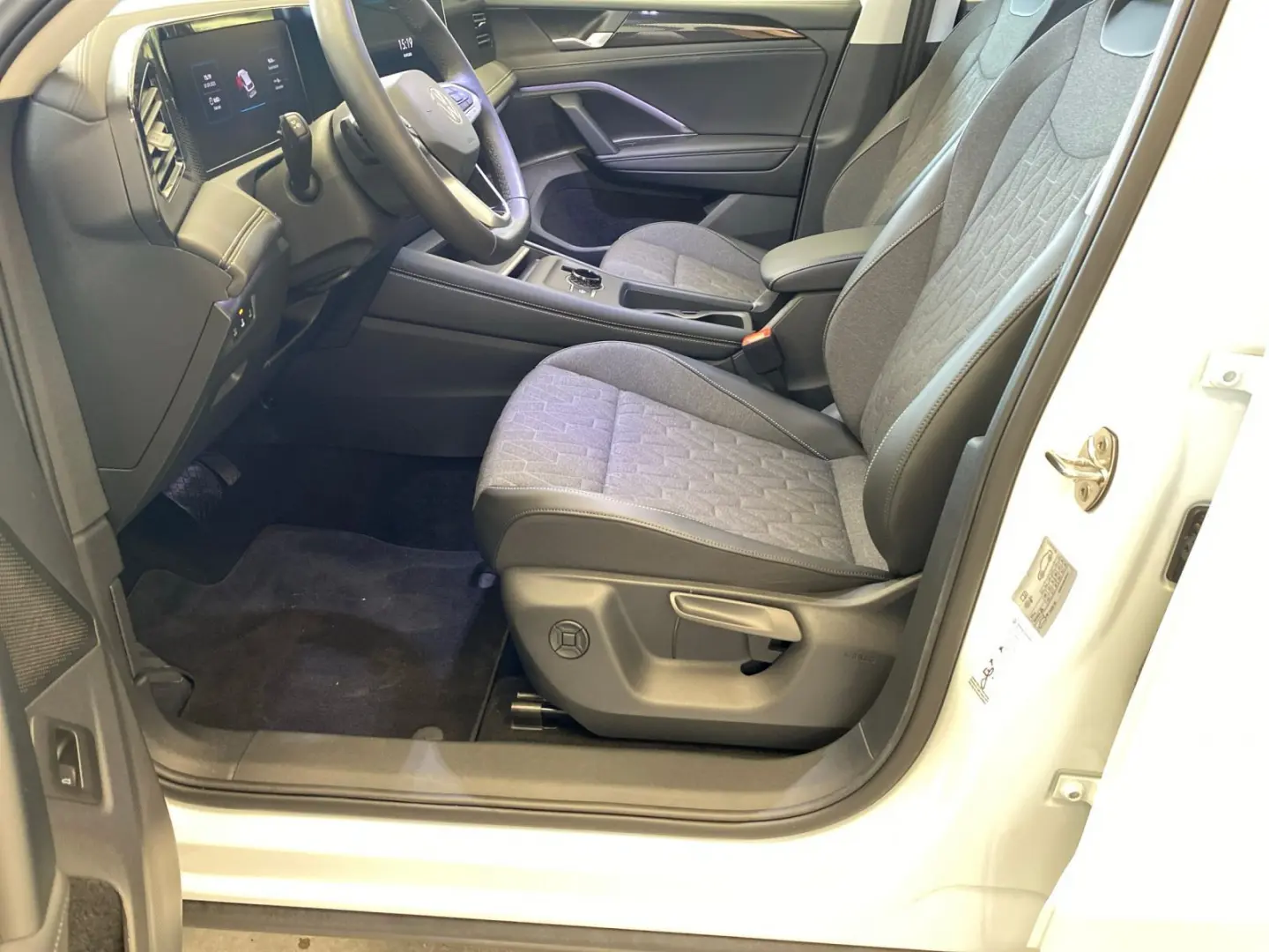 Tiguan 2.0 TDI  Life *ACC*DSG*App*Navi*360°