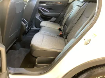 Tiguan 2.0 TDI  Life *ACC*DSG*App*Navi*360°
