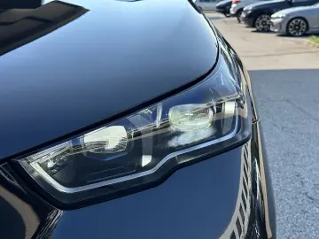 530e PHEV Aut. / AHK / LED / ICONIC SOUNDS EL...