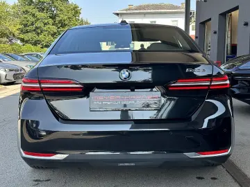 530e PHEV Aut. / AHK / LED / ICONIC SOUNDS EL...