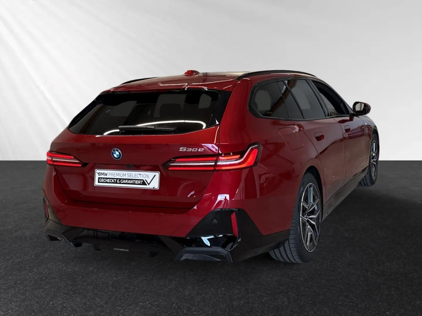 530e Touring M Sport|AHK|Pano|Autobahnass.|DA-Pr