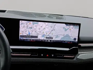 530e xDrive Touring M Sport AHK LiveCockpitProf
