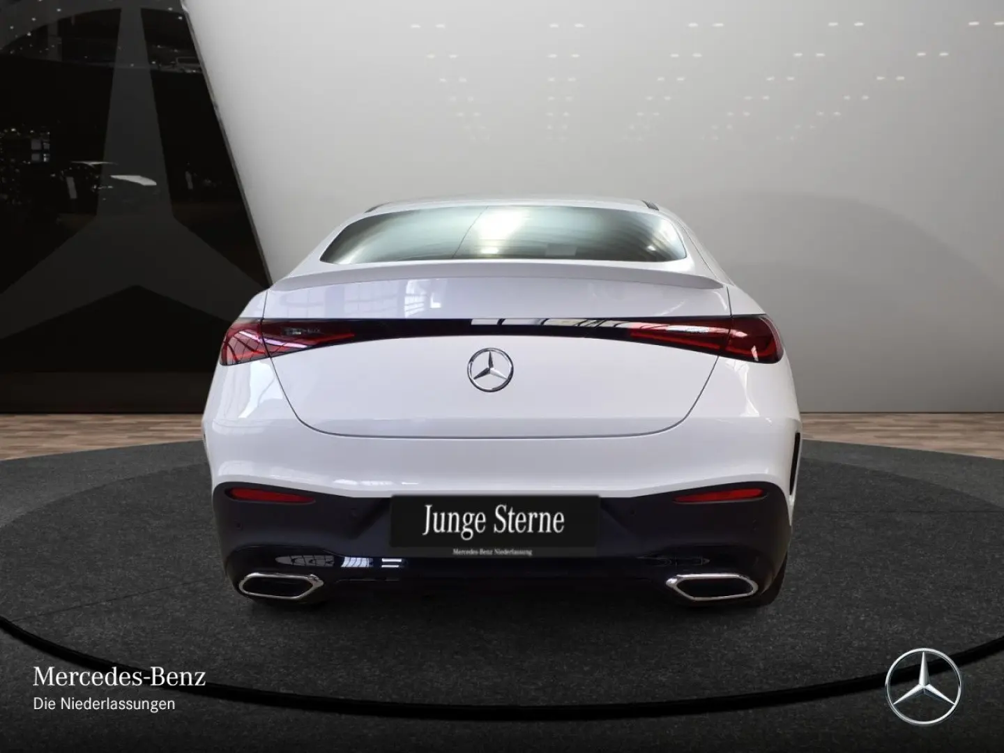 GLC 300 d 4M AMG Cp PANO AHK DIGITAL NIGHT MEMOR