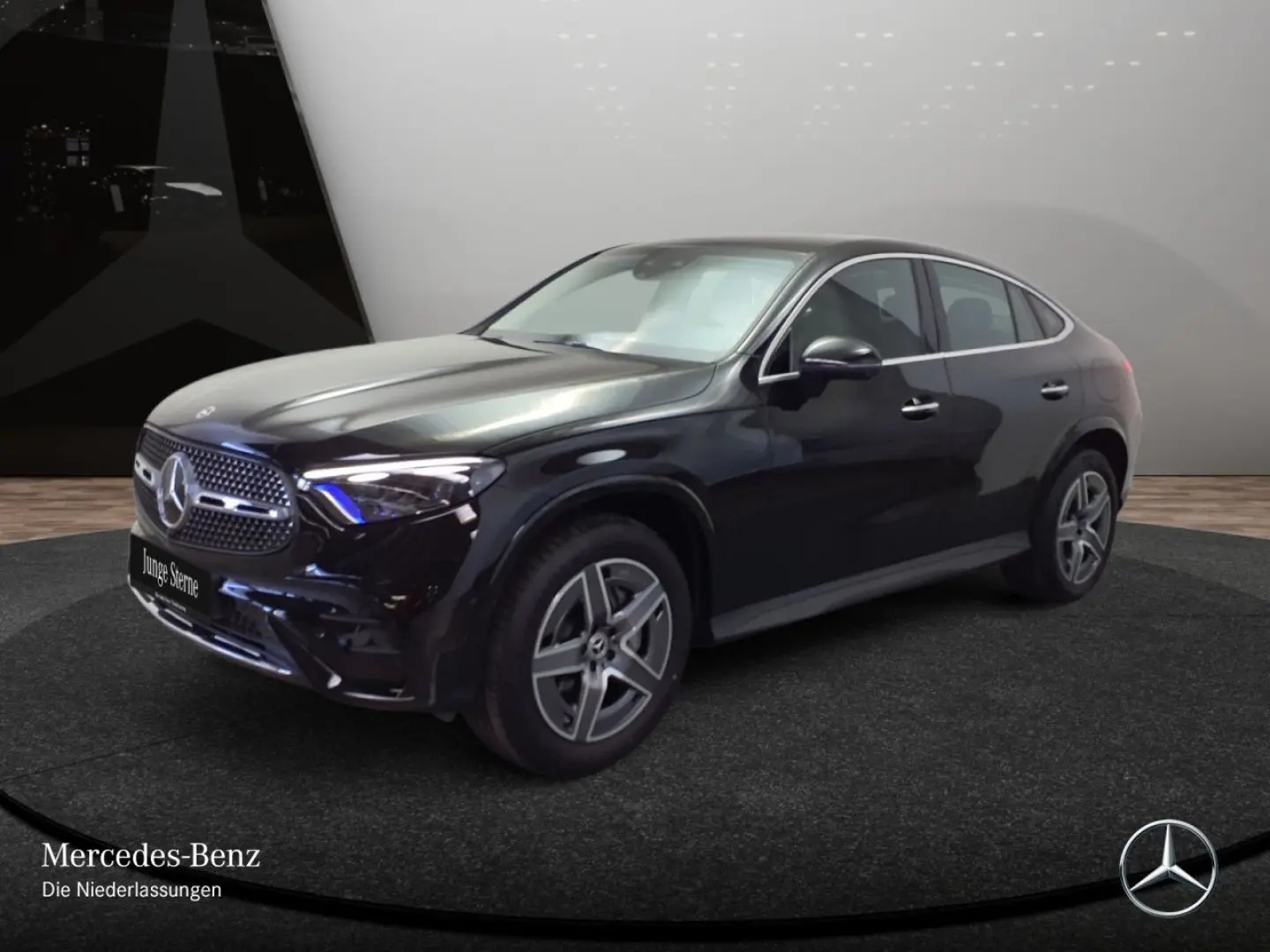 GLC 300 e 4M AMG DIGITAL AHK Distron 360°
