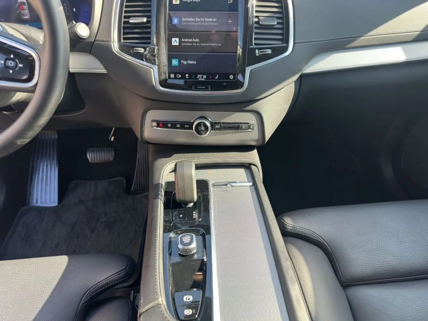 Volvo XC90 B5 AWD Plus-Bright