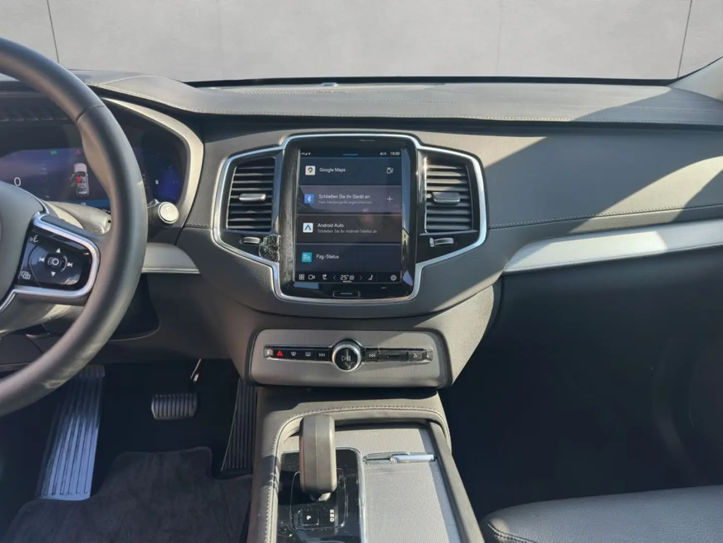 Volvo XC90 B5 AWD Plus-Bright