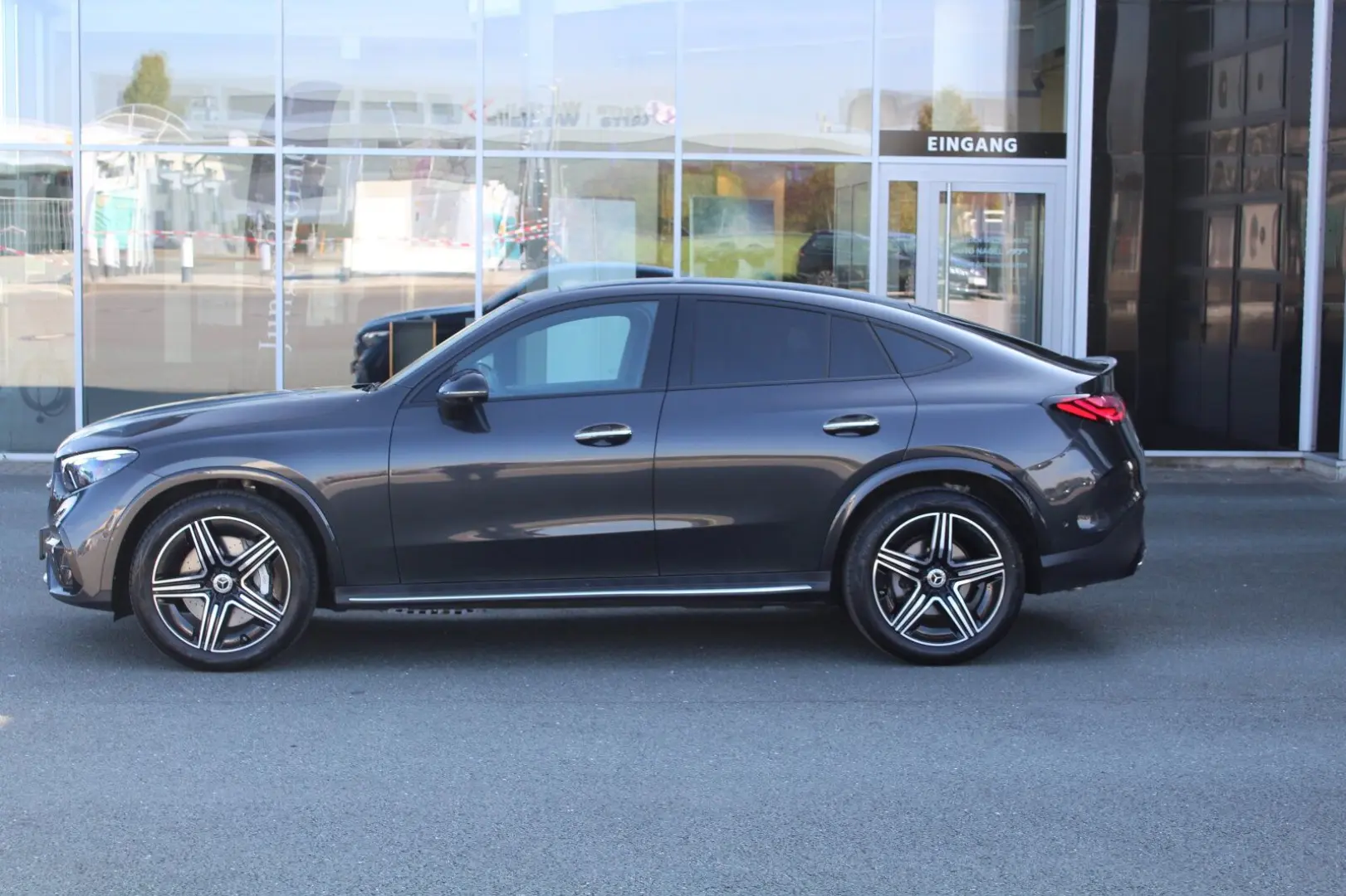GLC 300 4M Coupé AMG +AHK+PANO+NIGHT+360°KAMERA+