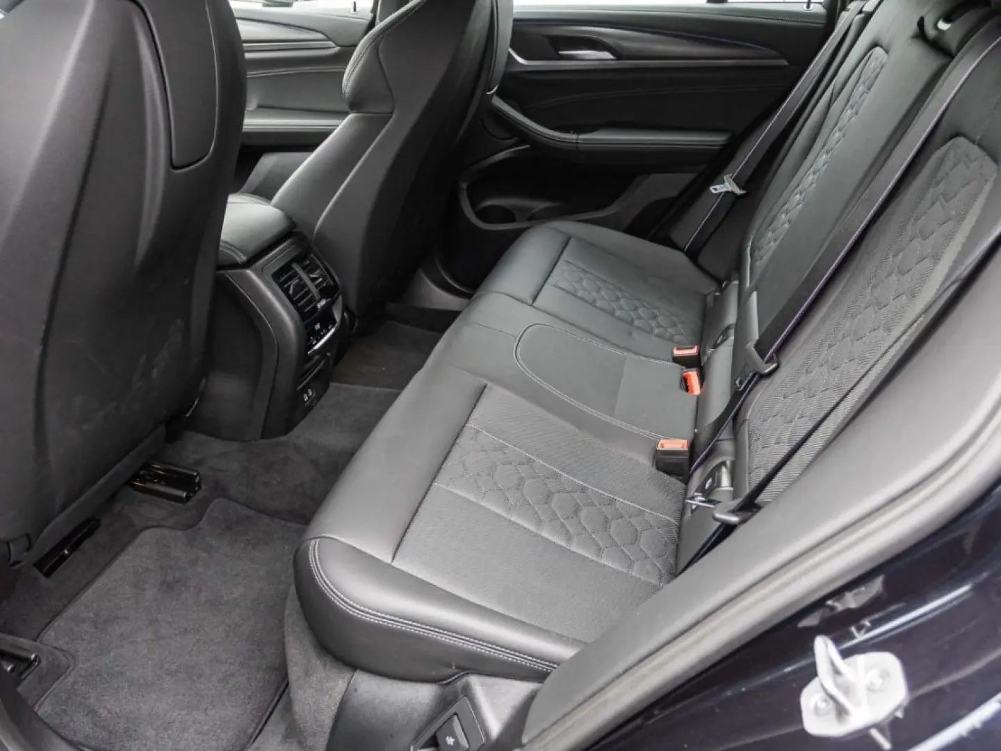 X4 M +Navi+DAB+LED+RFK+Leder+e-Sitze+Lenkrad HZG