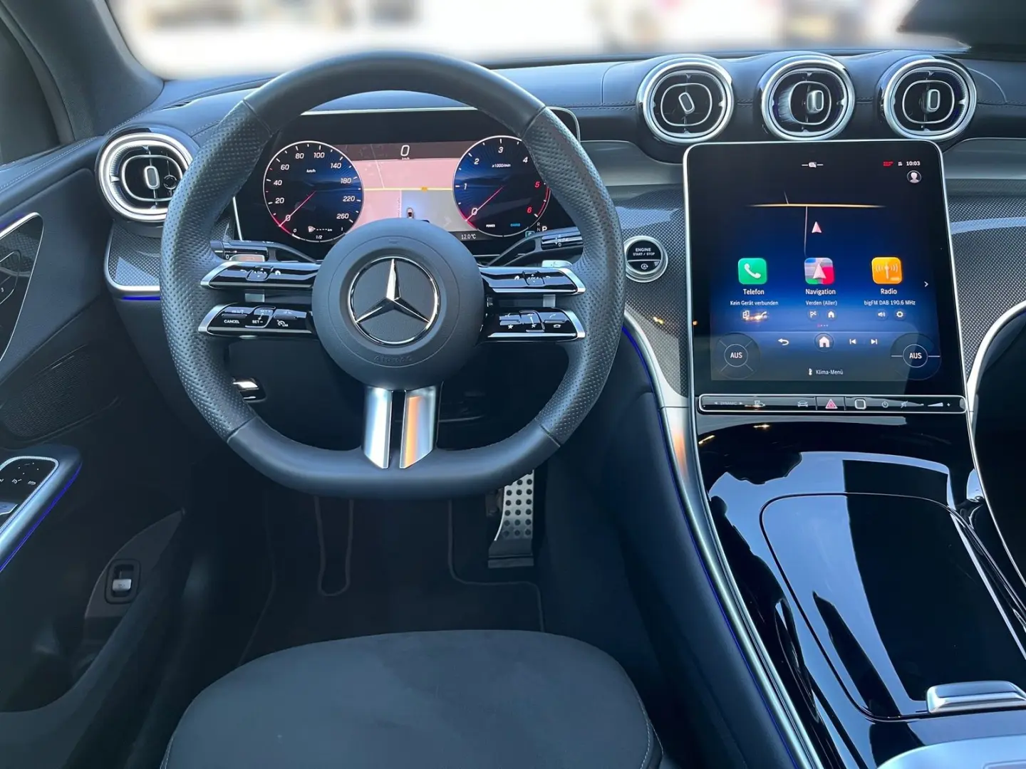 GLC 300 d 4M Coupé AMG+TECHNIK+Distr+Pano+AHK+36