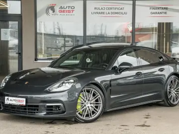 PORSCHE PANAMERA 4 E-HYBRID