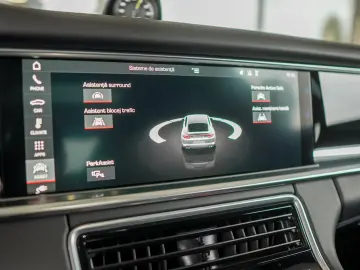 PORSCHE PANAMERA 4 E-HYBRID