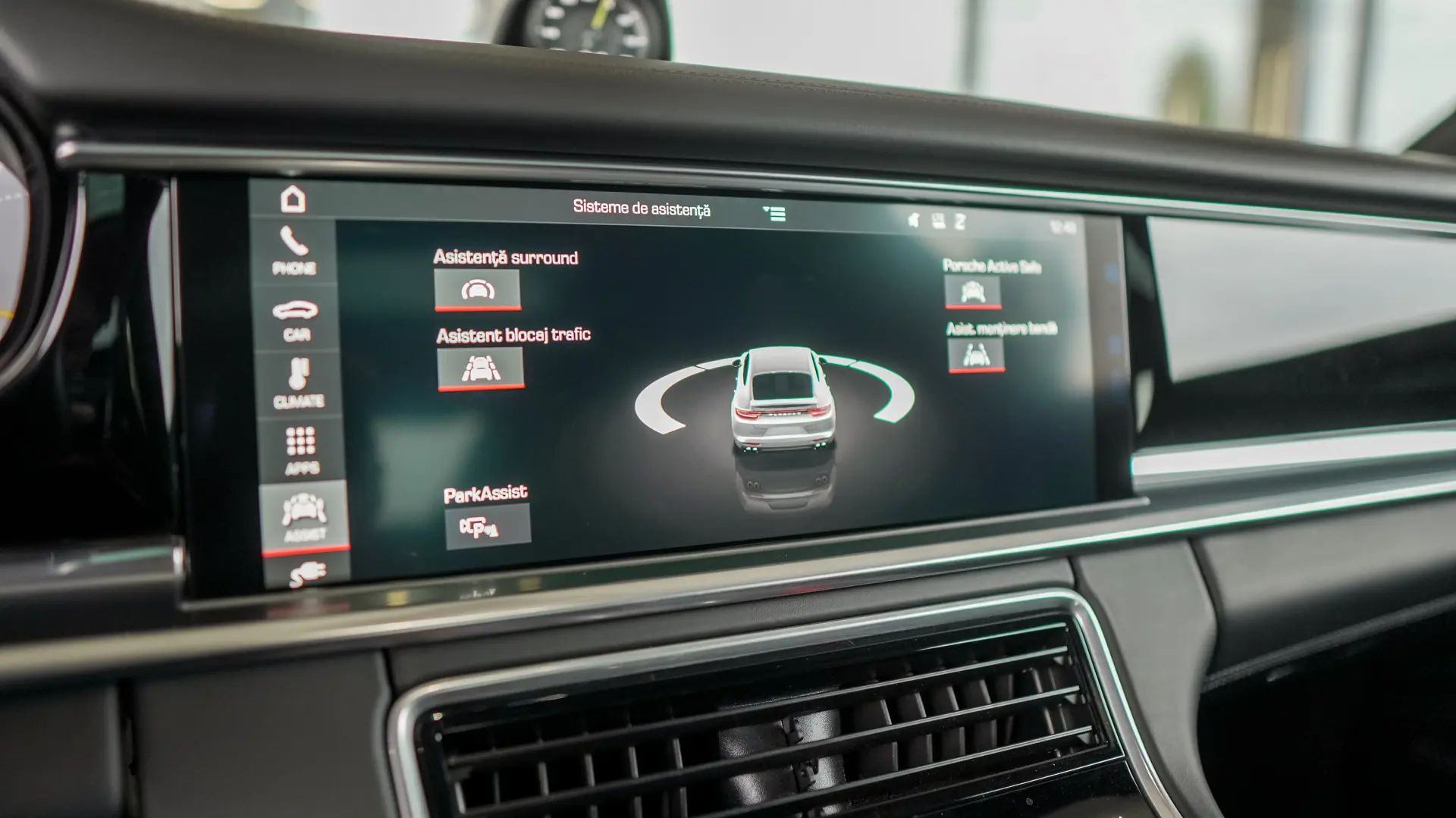 PORSCHE PANAMERA 4 E-HYBRID