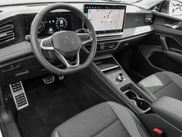 Tiguan 2.0 TDI DSG Life NAVI STANDHZG ACC 360