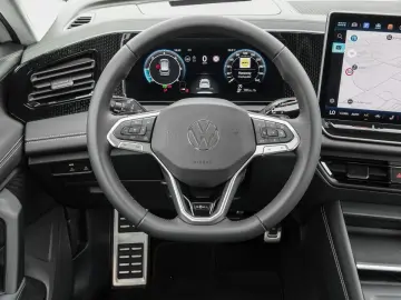 Tiguan 2.0 TDI DSG Life NAVI STANDHZG ACC 360