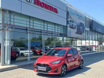 Toyota Yaris Dynamic 1.5 Hybrid 116 CP CVT